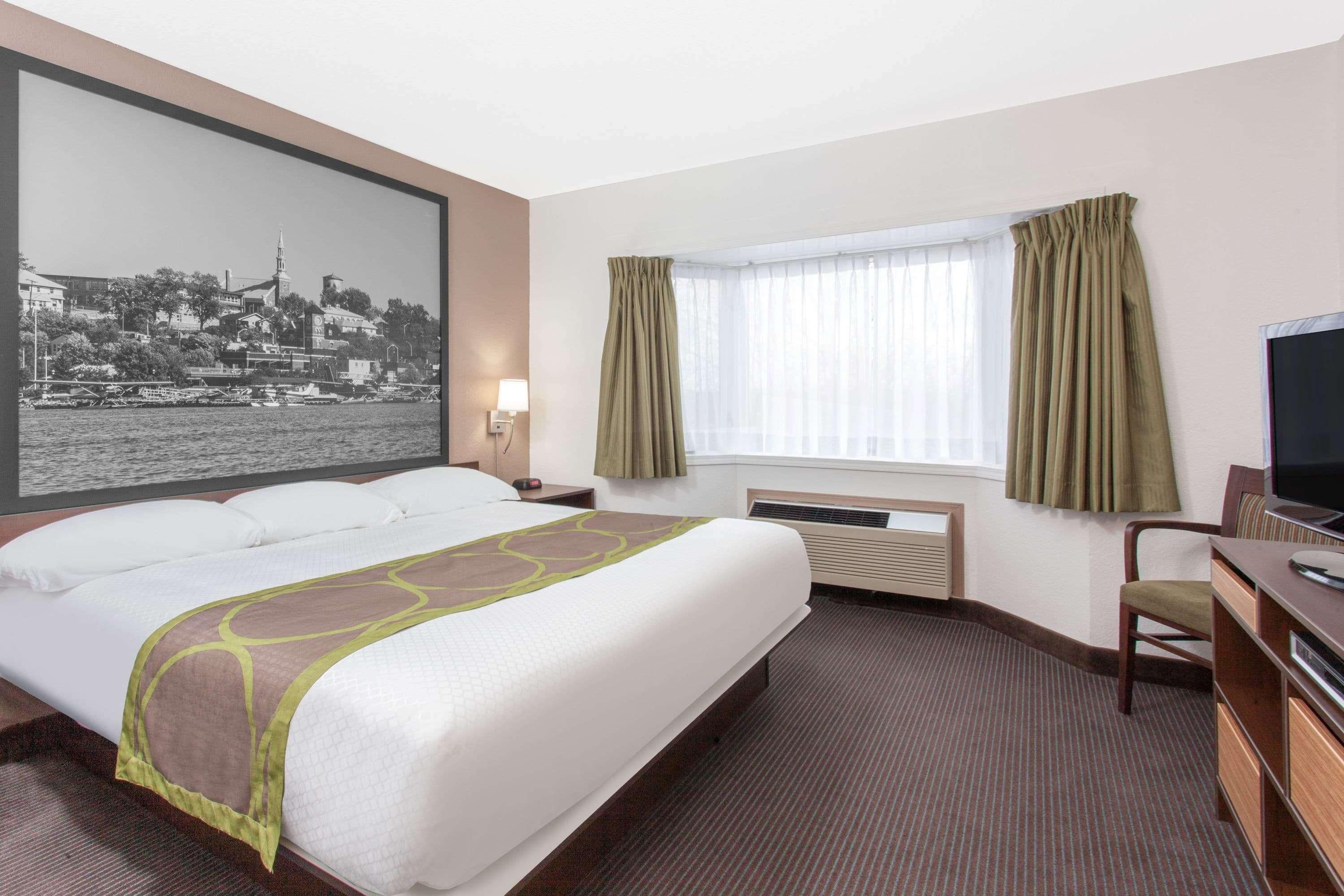 Super 8 By Wyndham Kenora Hotell Exteriör bild